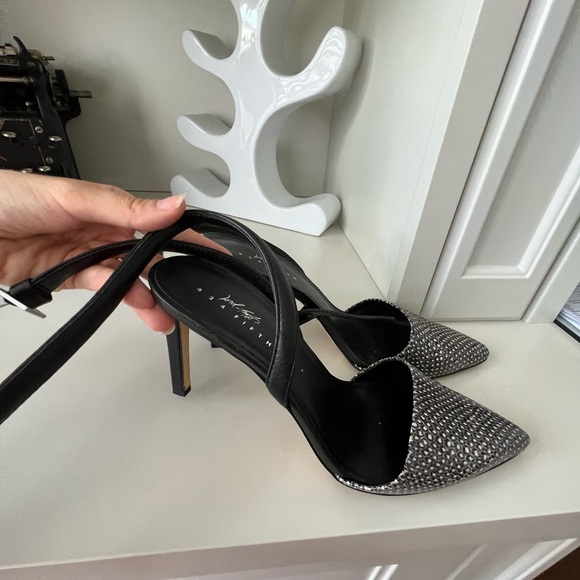 LORD & TAYLOR 424 FIFTH Pointed Toe strappy Heels Leather Women’s size 10 - Picture 15 of 16